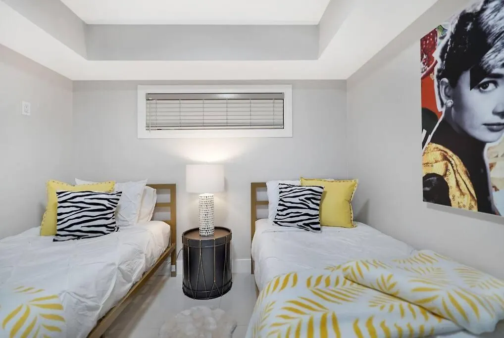 شقة Life Is Gucci! Gorgeous Water Views Condo! ميامي