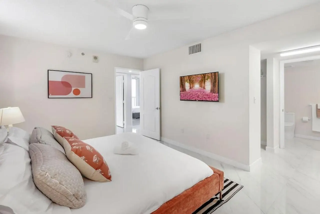 Brickell Bay View Oasis With Pool Hot Tub And Gym Miami