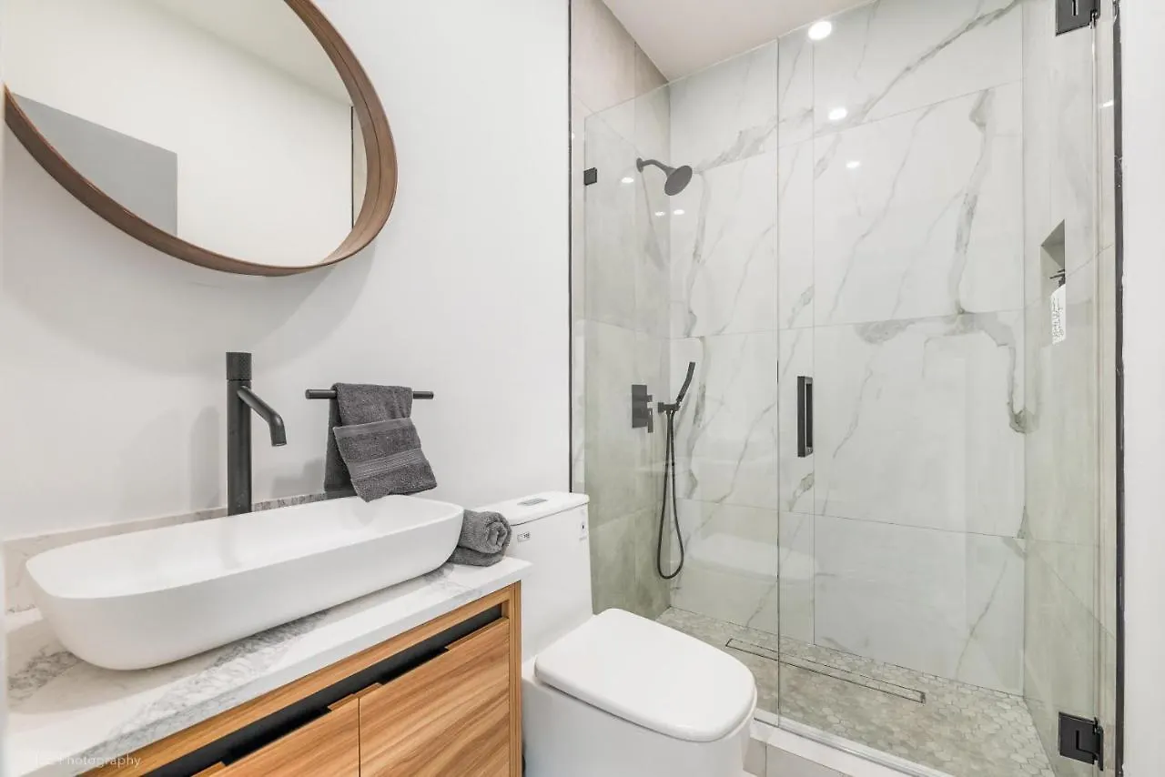 아파트 1br Downtown Sleeps 3, Modern Bath & Kitchen L10b