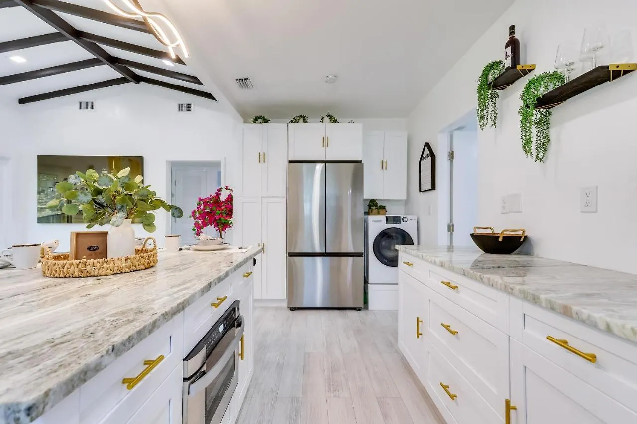 Stylish 2 Mi To Intracoastal Waterway! * ميامي
