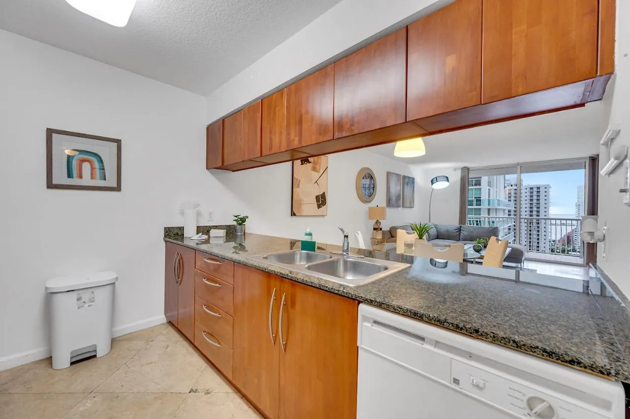 Gorgeous 1br Brickell-freeparking דירה מיאמי