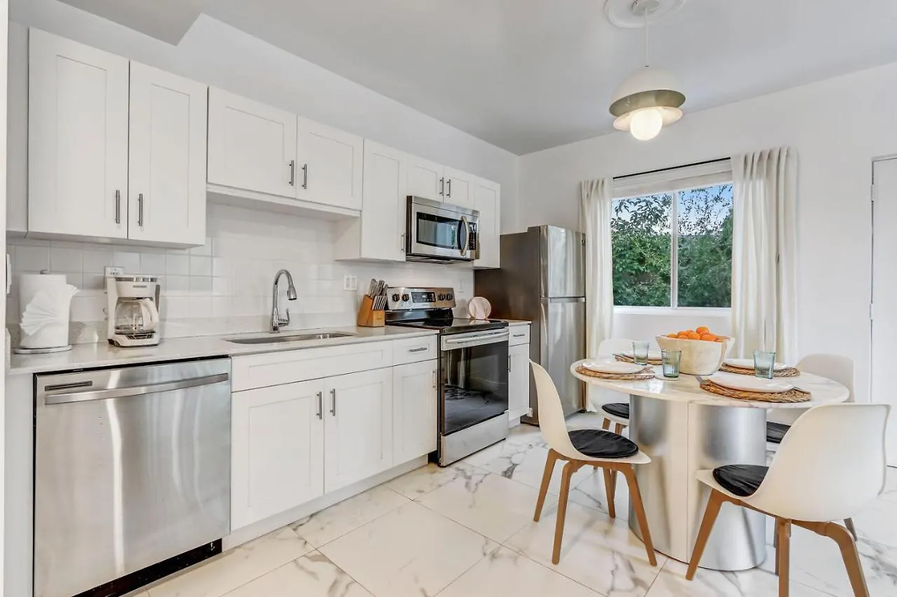 Lägenhet Wynwood Jumbo - Sleeps 16 & Free Parking Miami