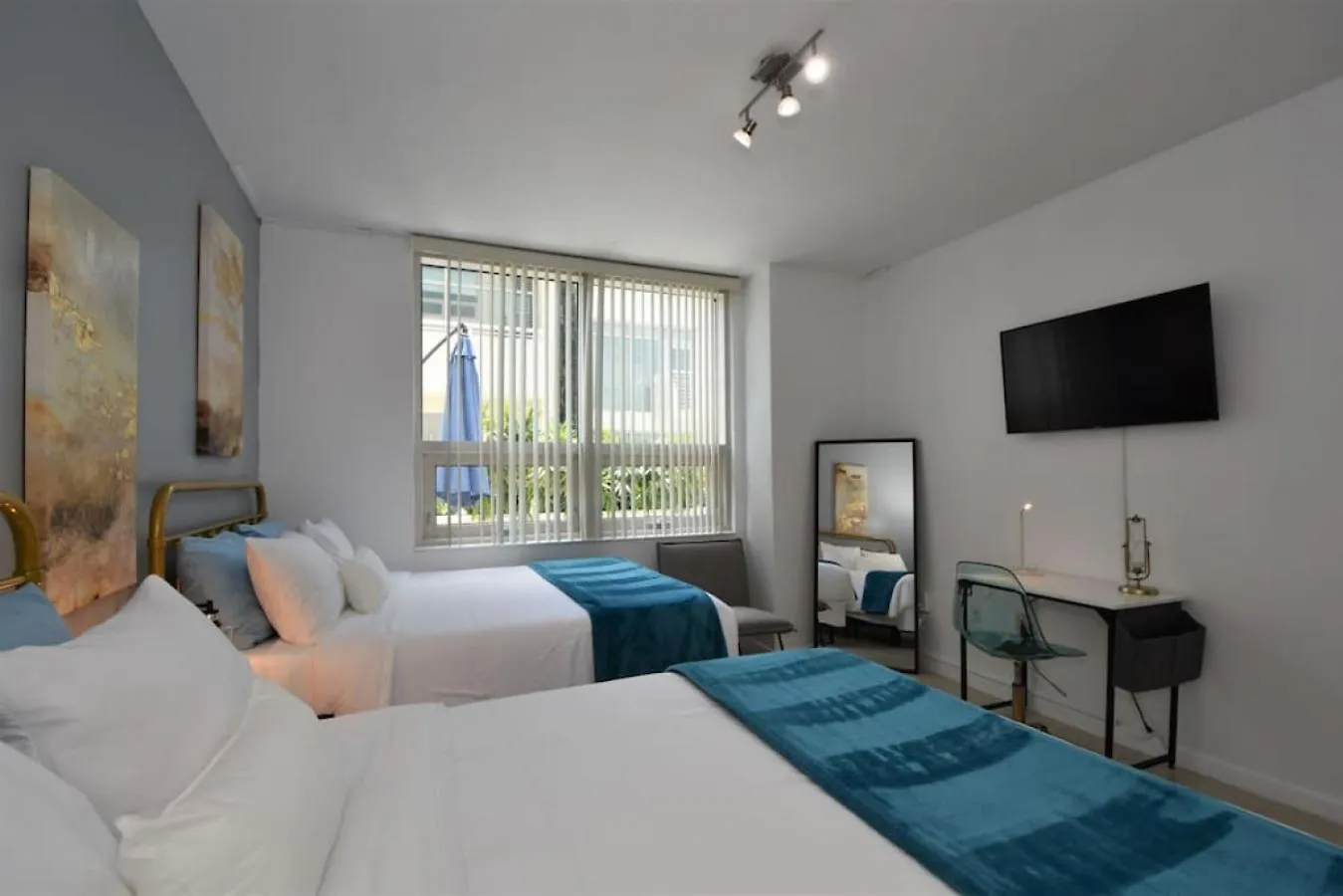 公寓 Lovely Midblock Building 1 Bedroom 1 Bathroom