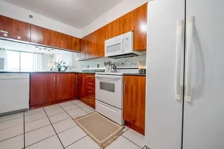 Dom wakacyjny New Contempo - Bay Views & All Amenities *