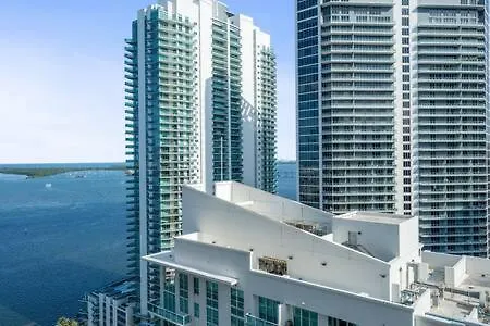 New Contempo - Bay Views & All Amenities