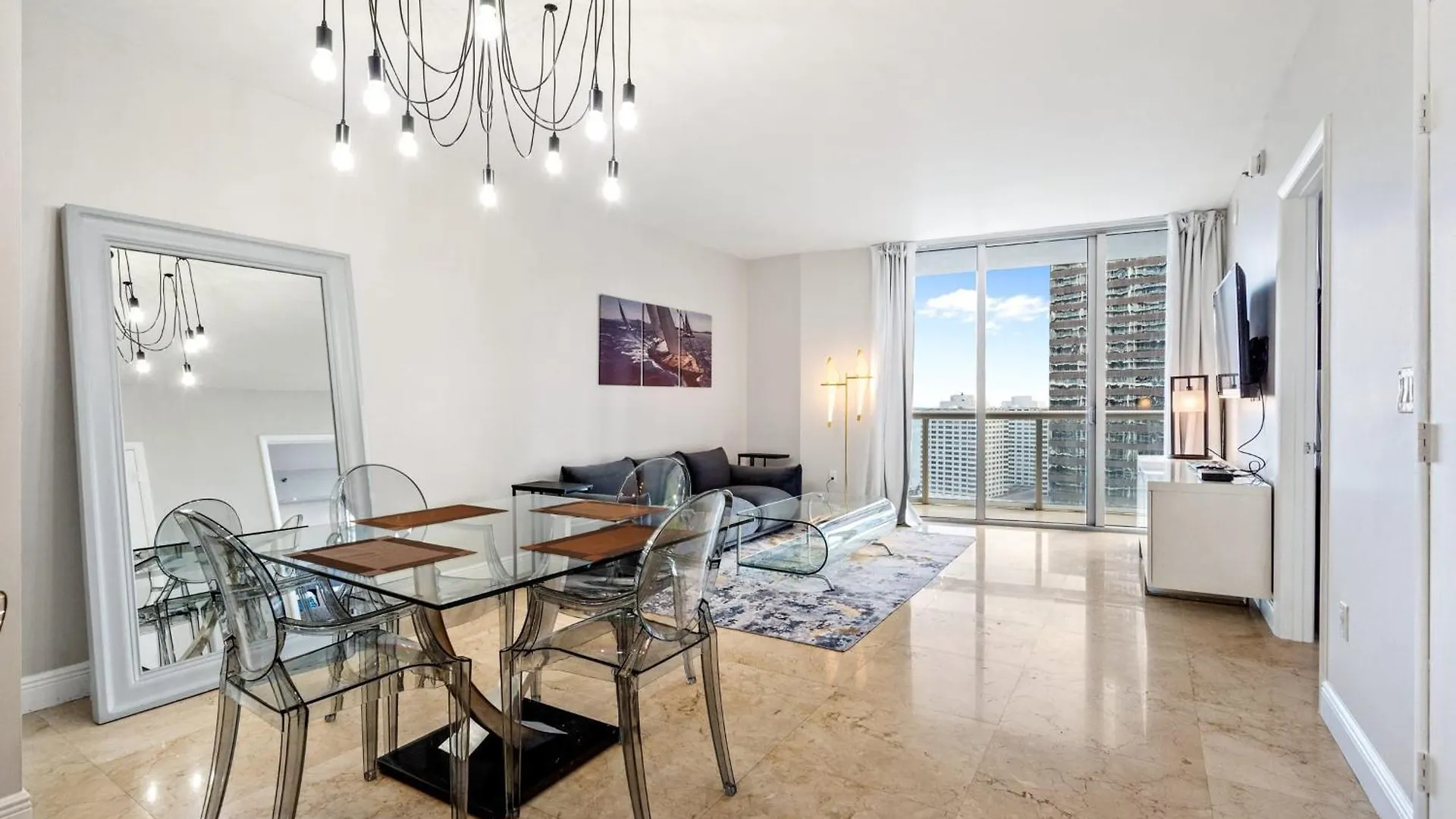 Holiday home Luxury 2 Bd Free Pool + Gym + Miami