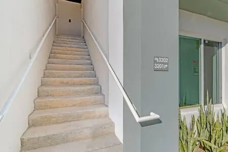 Villa Chic Apt Private Balcony At Aventura - Cloud9 - 2535 *