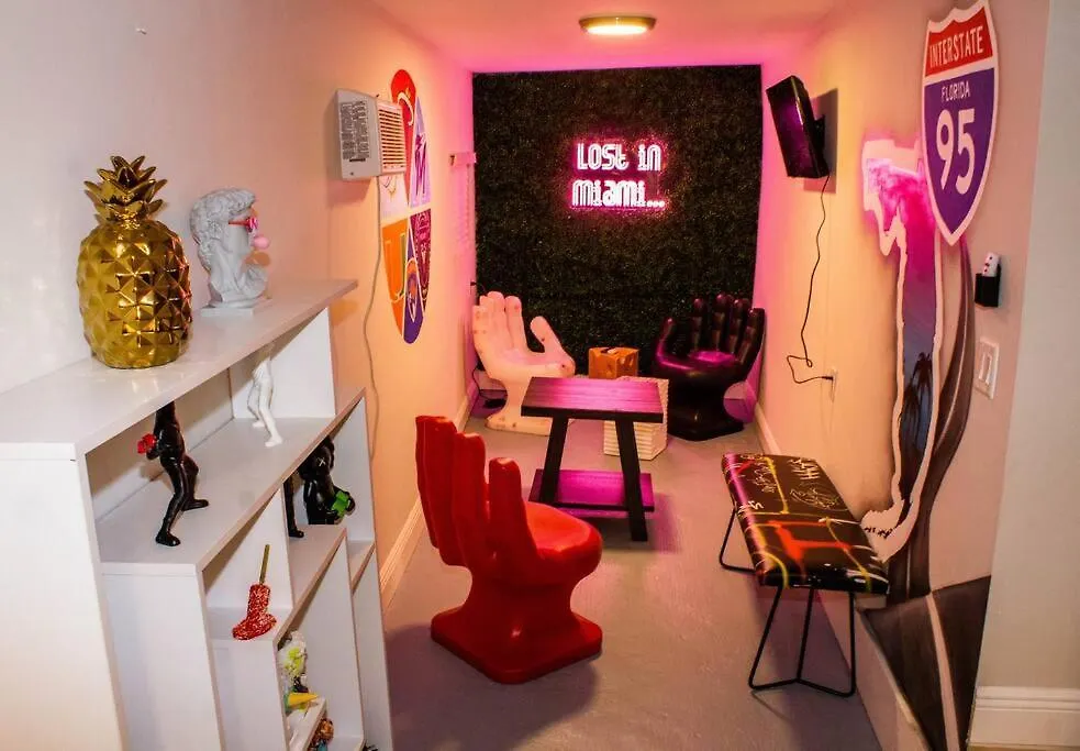 Unique Art Escape W/ Hottub, Arcade & Murals Σπίτι διακοπών Μαϊάμι