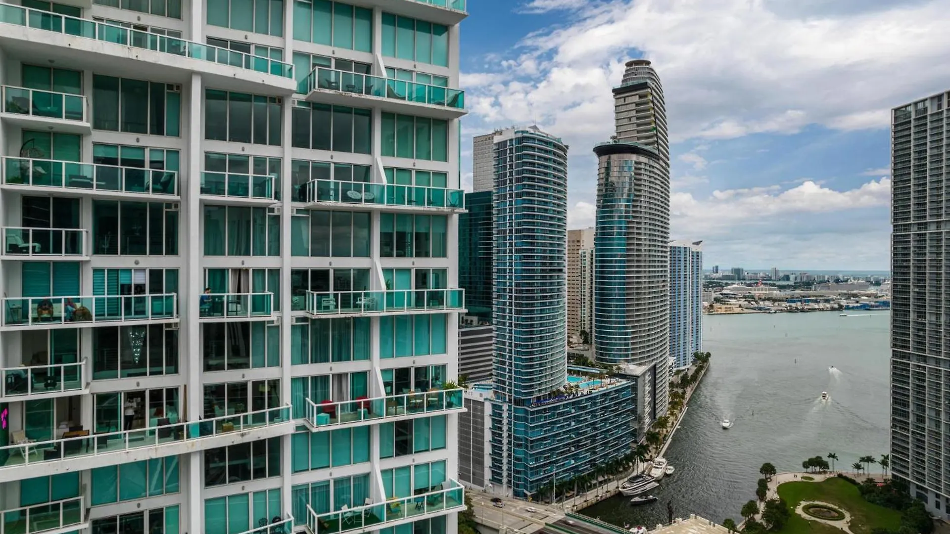 Luxury Mona Lisa Loft, Center Of Brickell Miami