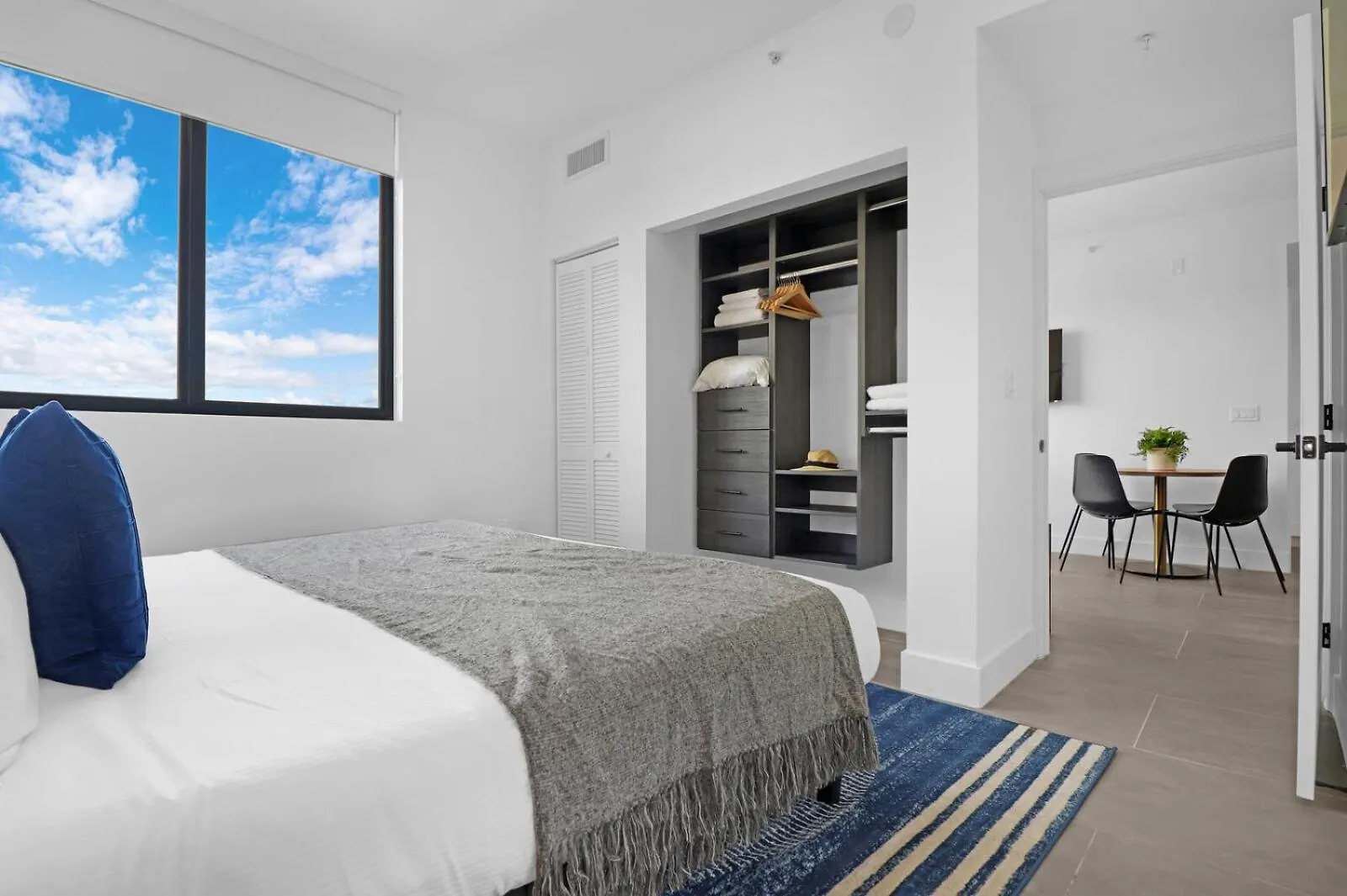 Apartament Roami At Metro Park *