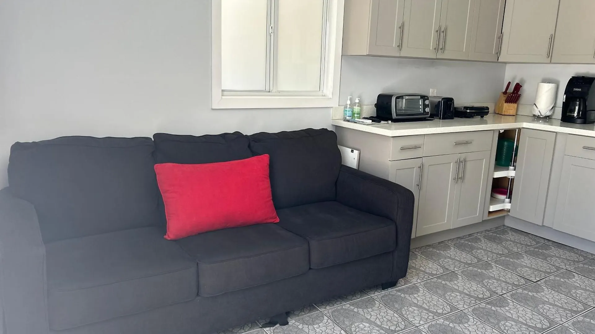 Holiday home Main House 3 Bed 2 Bath & 1 Bed 1 Bath *