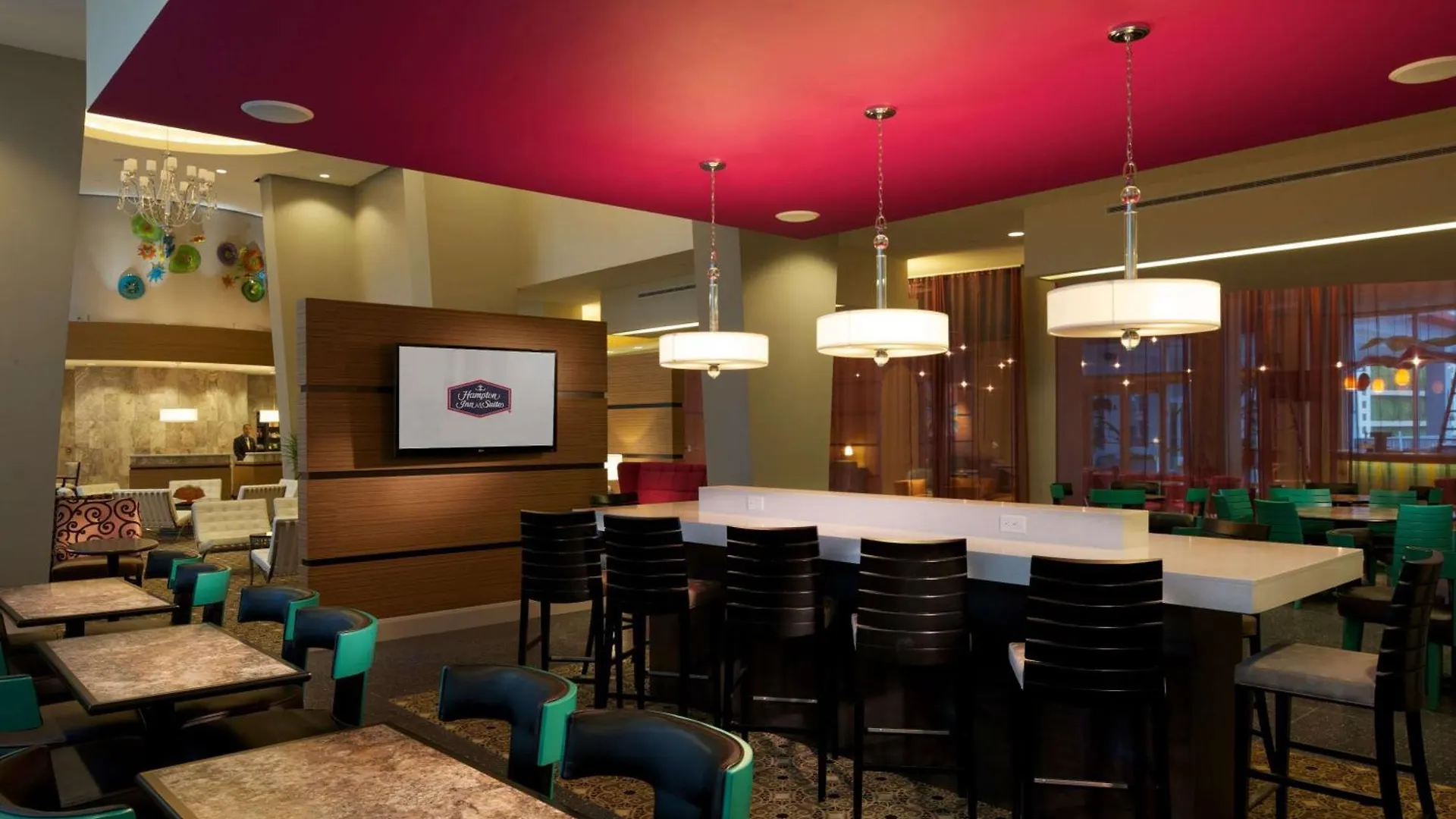 Hampton & By Hilton Downtown/brickell Hotel