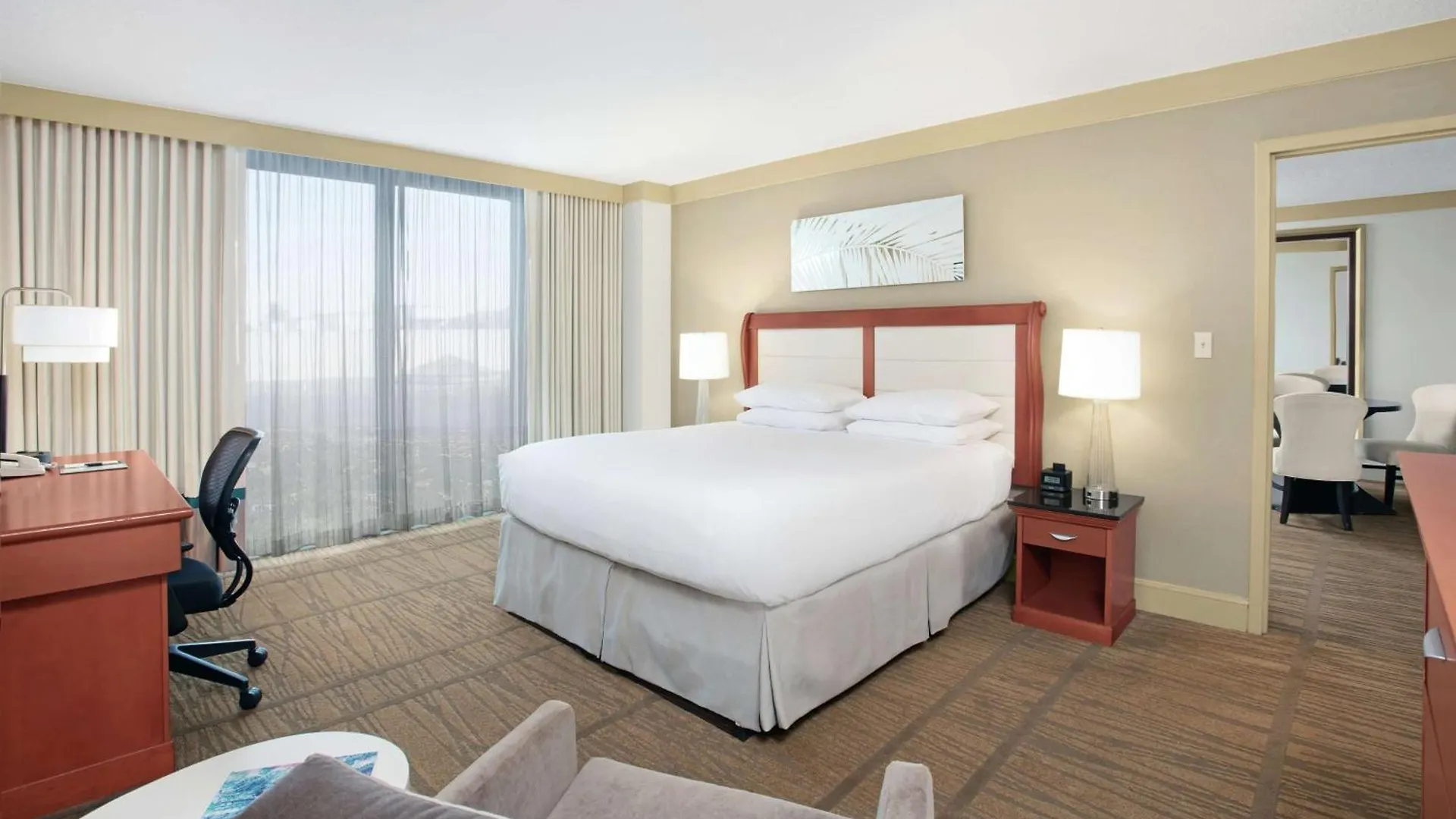 Doubletree By Hilton Airport & Convention Center Otel Miami
