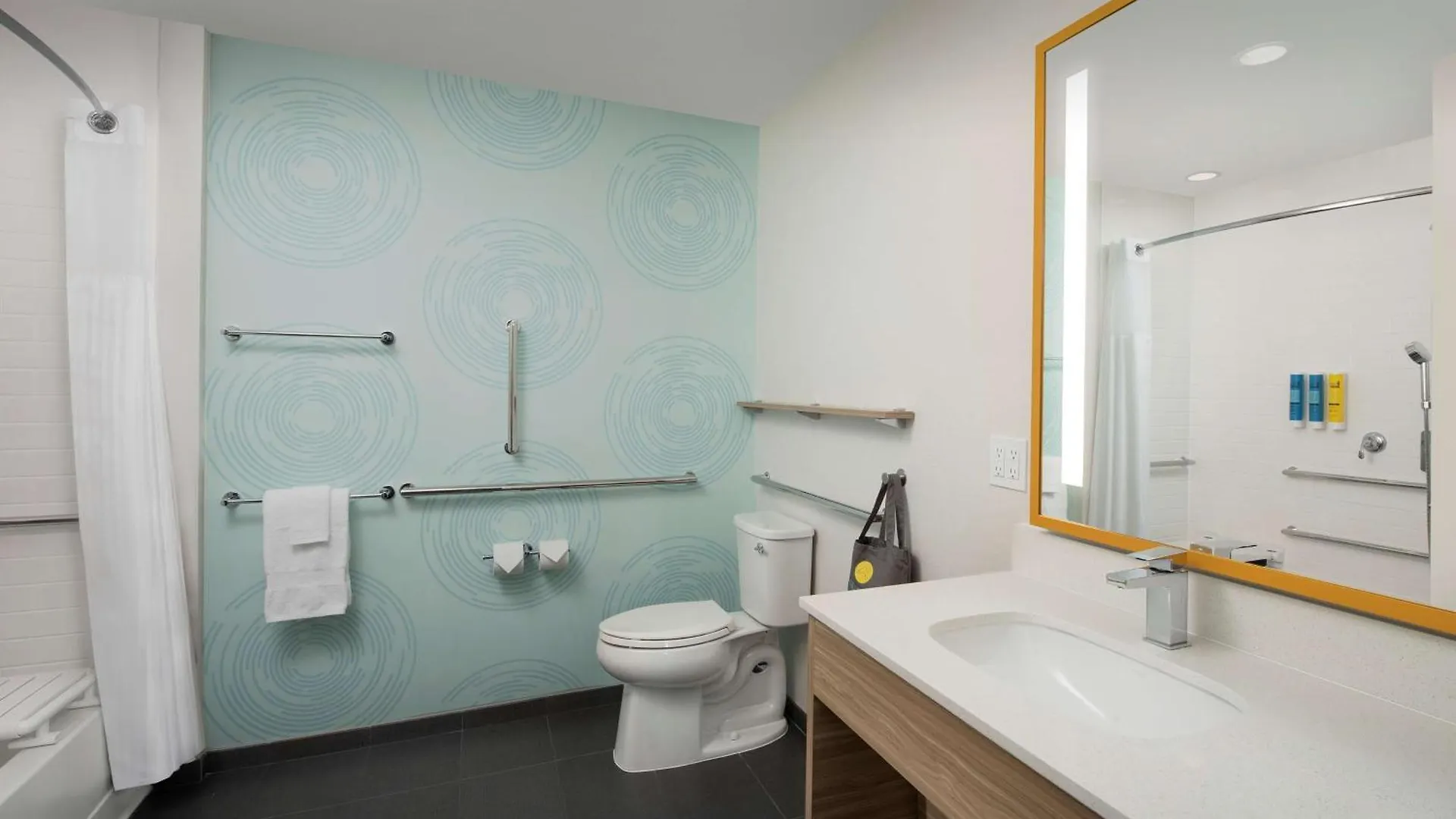 Tru By Hilton West Brickell Miami
