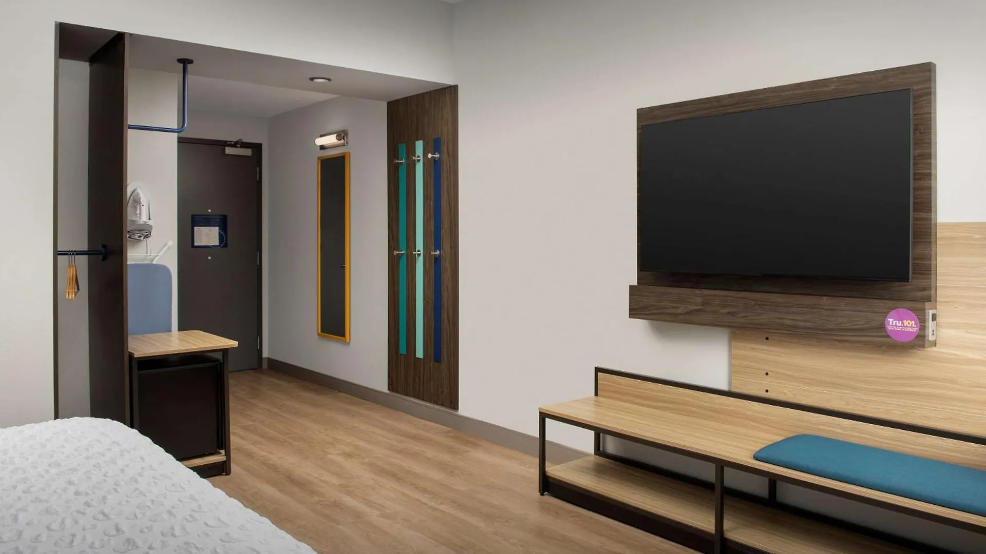 Hotel Tru By Hilton West Brickell 3*