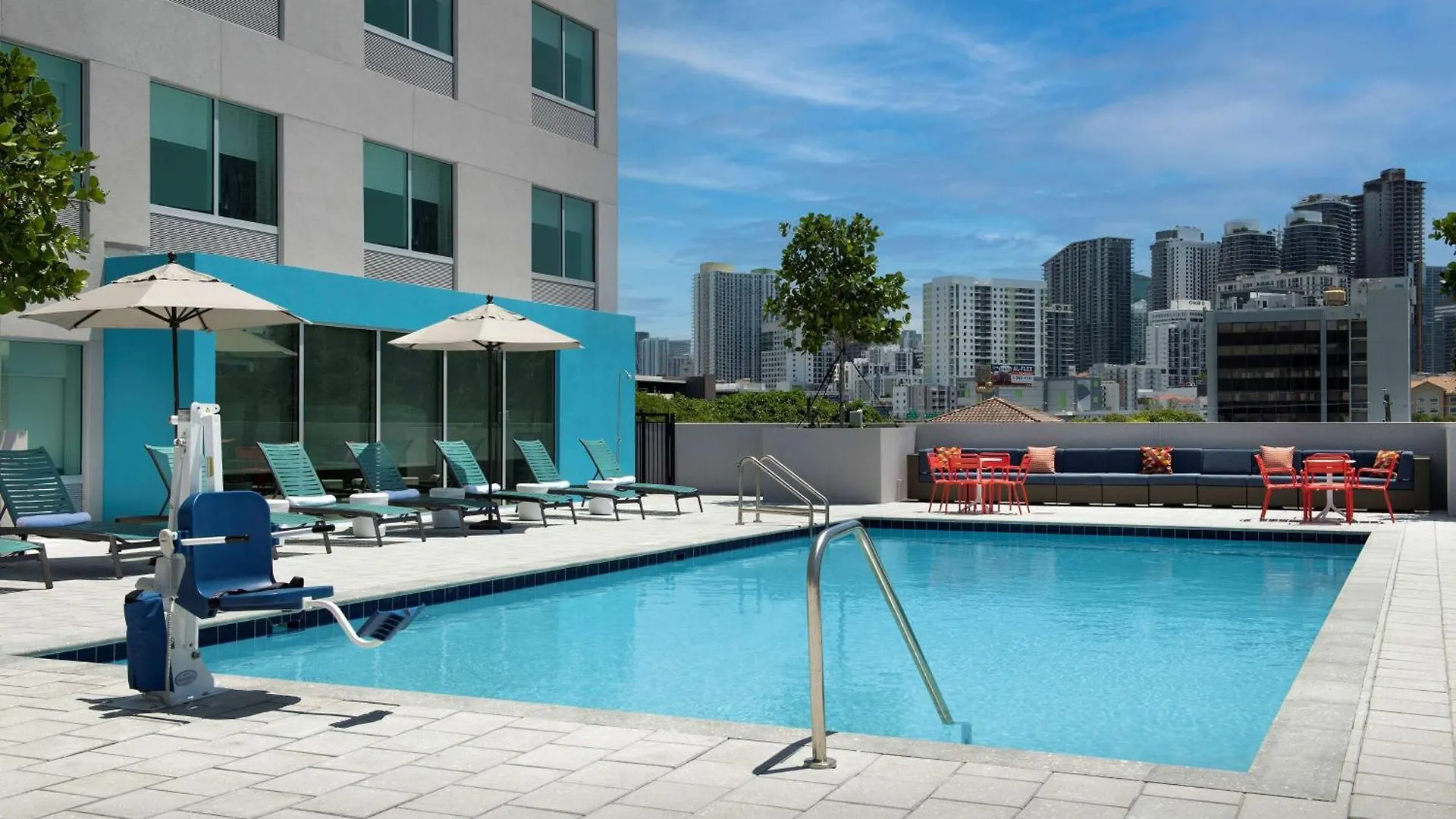 Tru By Hilton West Brickell Hotel 3*