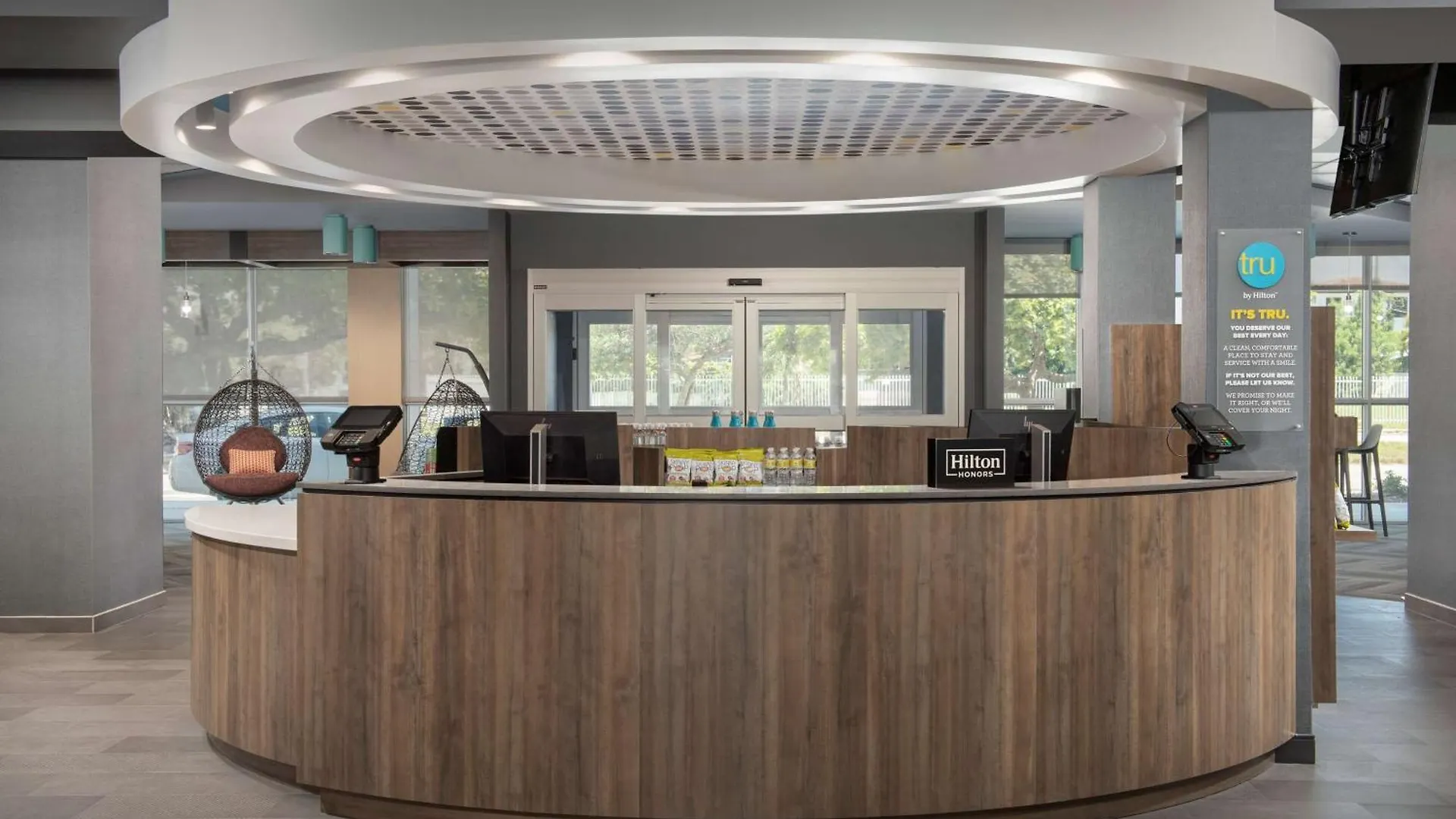 Tru By Hilton West Brickell 3*