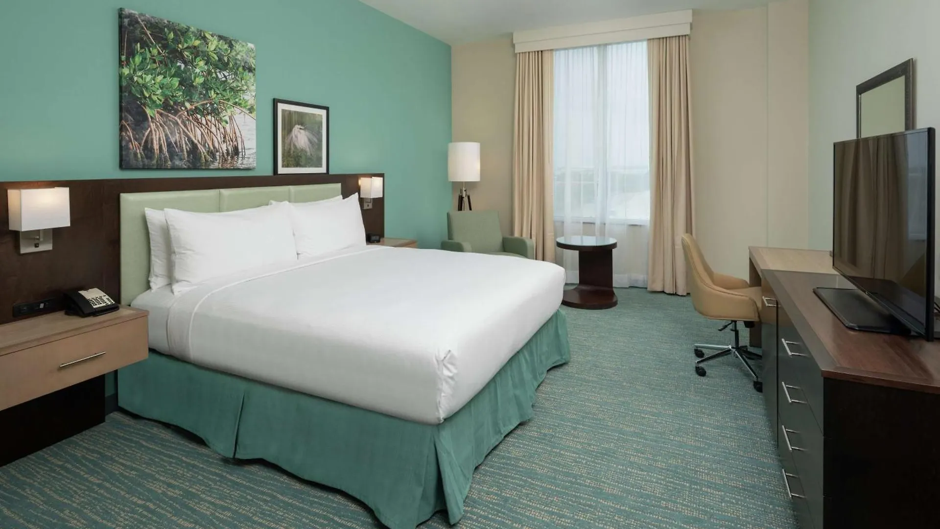 Hotel Doubletree By Hilton Miami Doral 4*