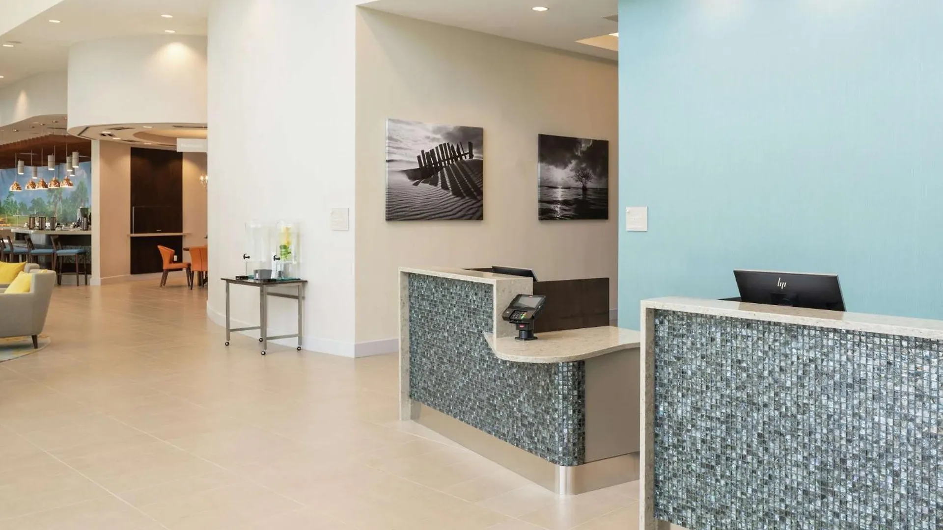Doubletree By Hilton Miami Doral Hotel