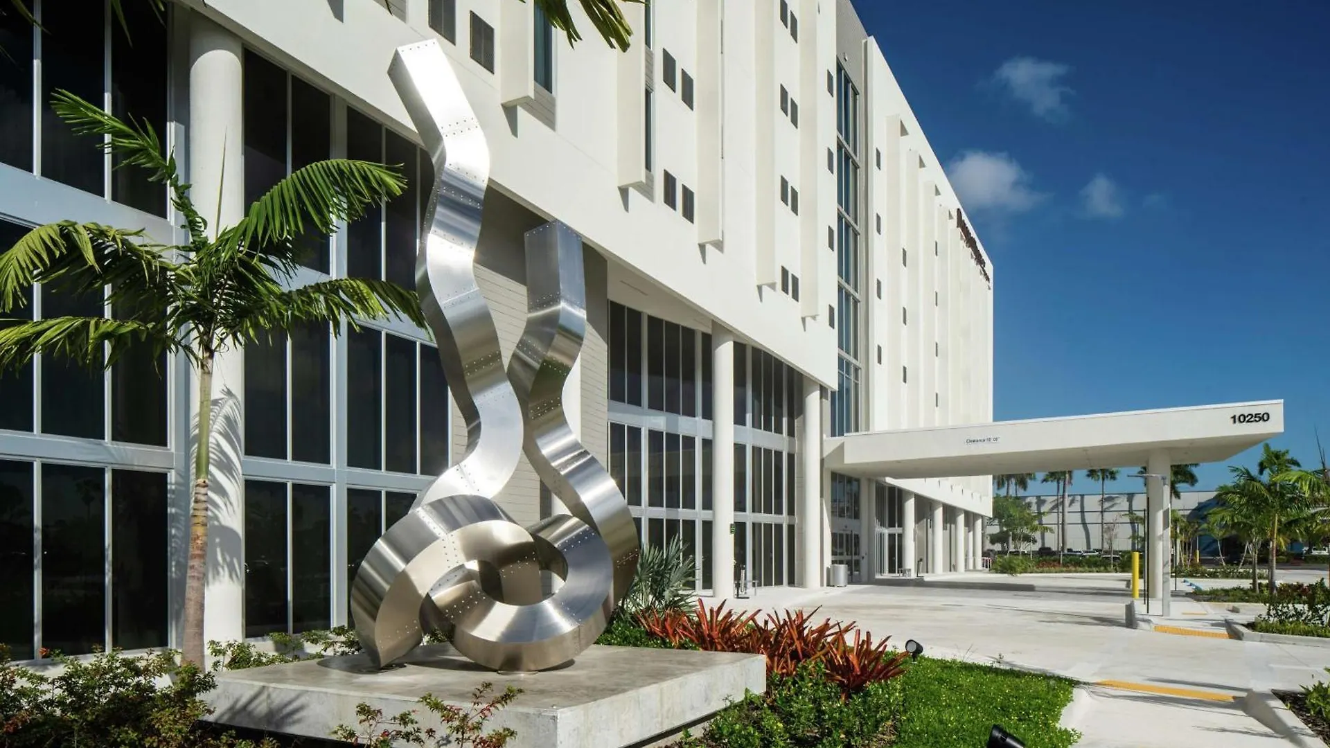 Doubletree By Hilton Miami Doral
