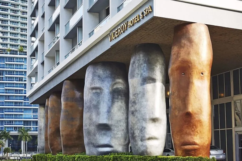 Hotel W 5*