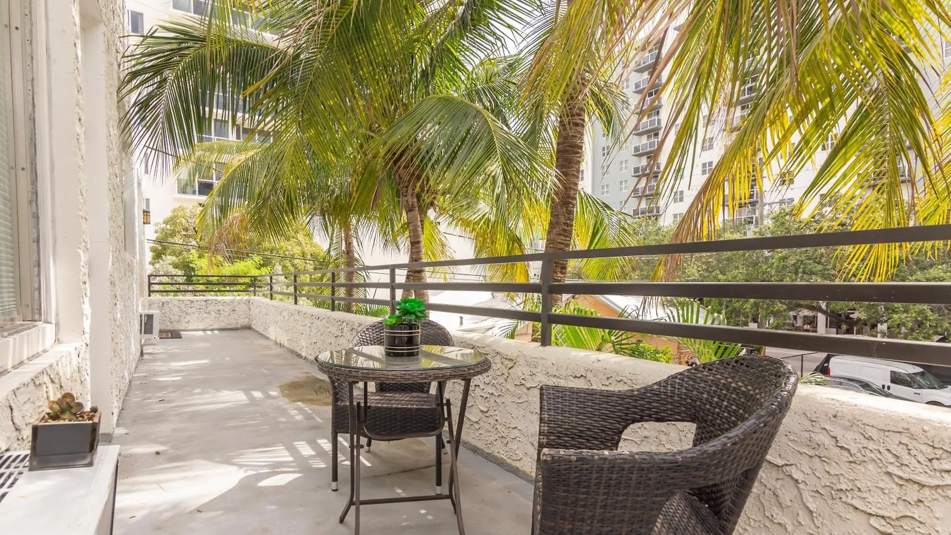 Apartment Midtown - Wynwood Area With Balcony - Art District Near Miami