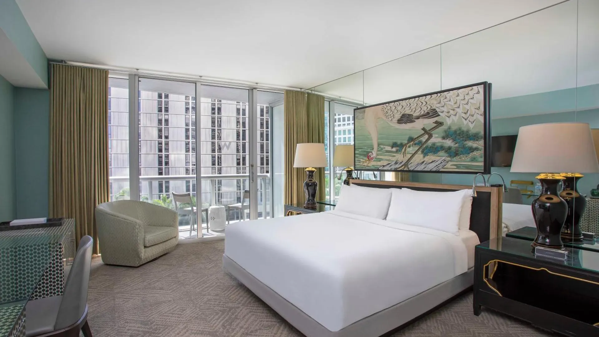 Hotel W