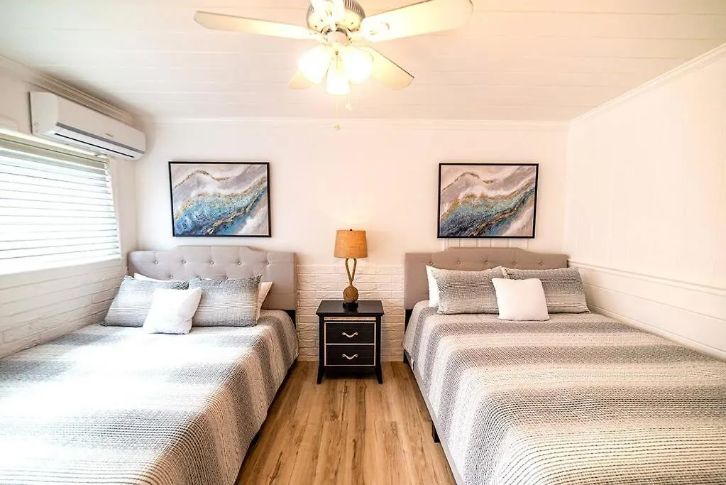 Villa Luxury Village W/pool+grill+minigolf Miami
