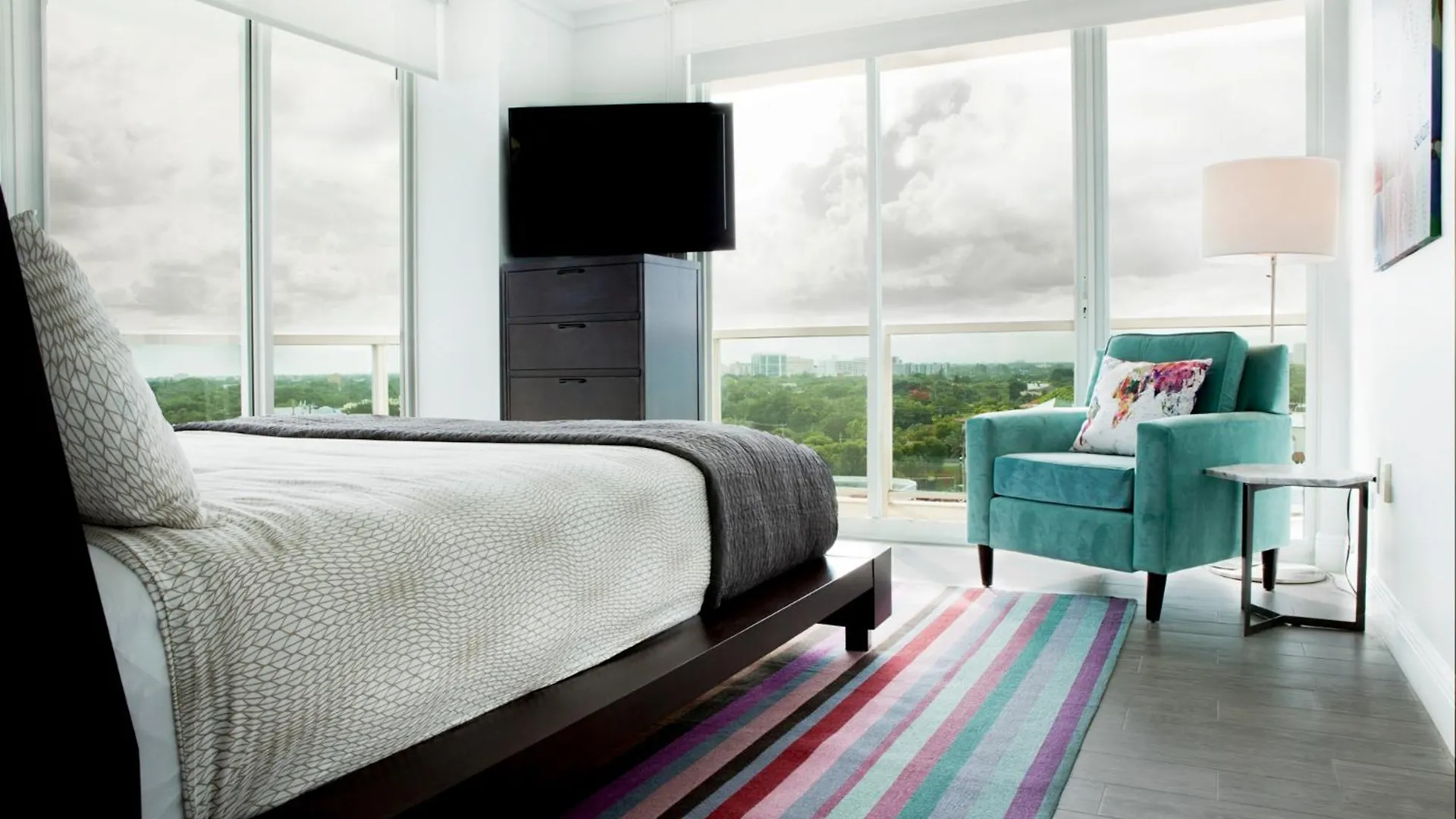 Private 2 Bedroom Bay View In Coconut Grove Includes Parking Appartamento
