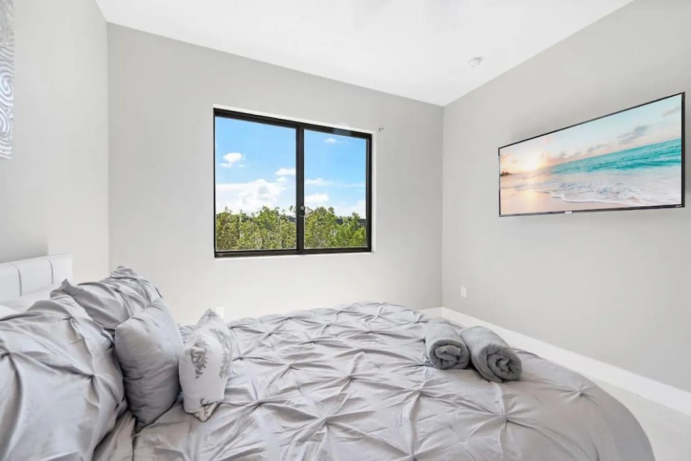 Granada Modern Luxury In Massive Mansion With Heated Pool Villa Miami