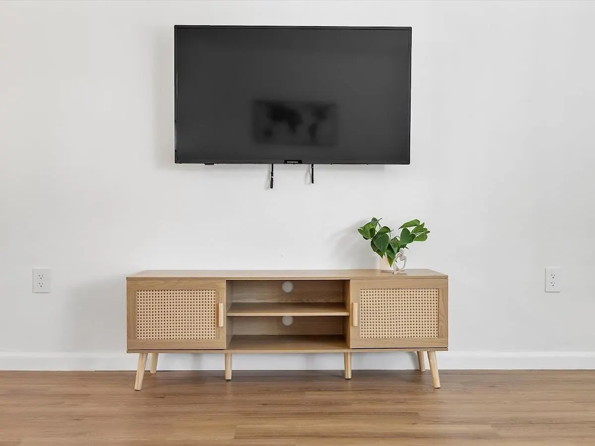 3br Newly Renovated In 15 Min To