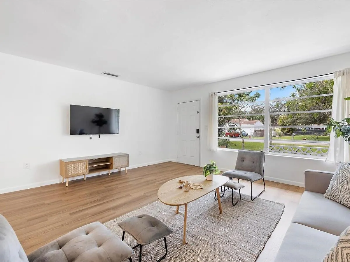 3br Newly Renovated In 15 Min To Holiday home