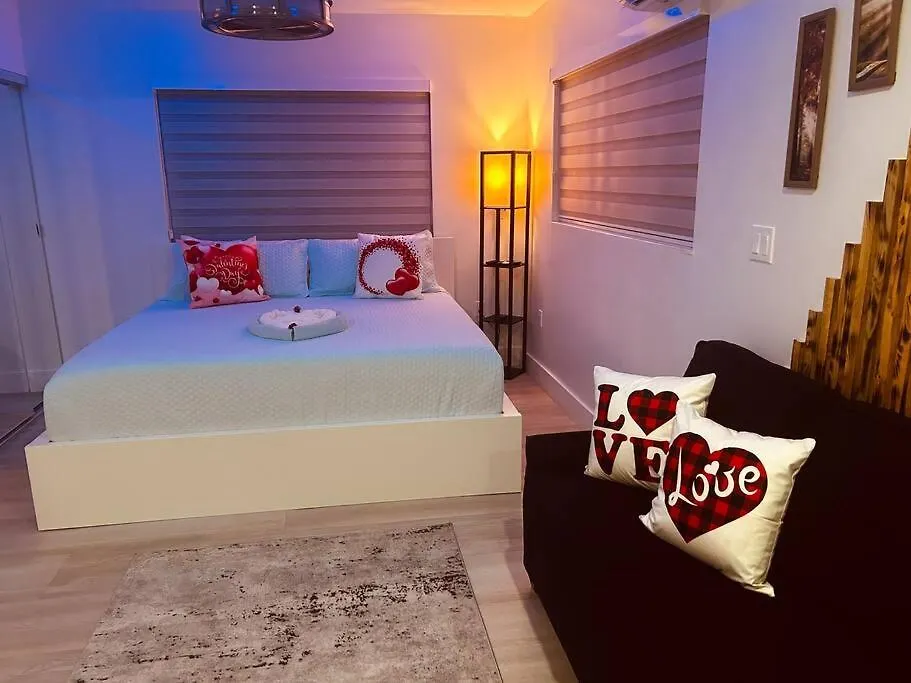 Cozy Apartment, With Separate Entrance Apartment