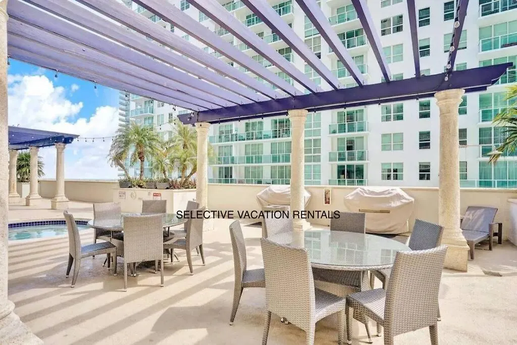 Brickell 3 Bedrooms High Ceiling Loft Apartmán