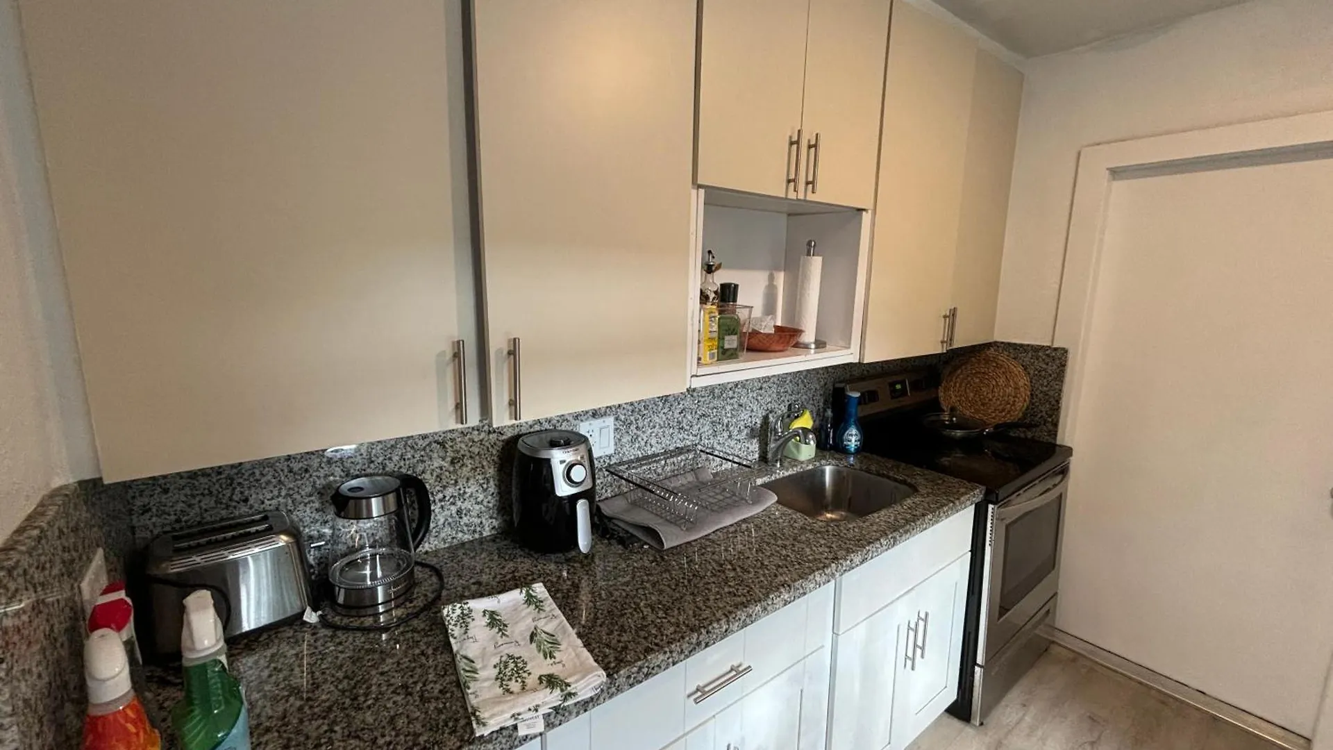 Deluxe In Location In A 2 Bedrooms Unit - Parking, Laundry And Luggage Storage Miami