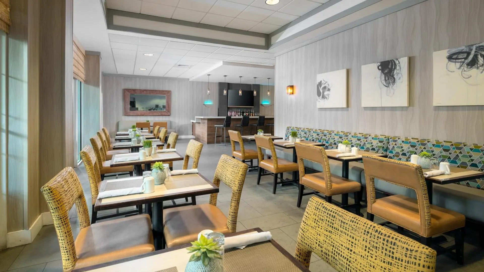 Miami-doral Area By Ihg 4*