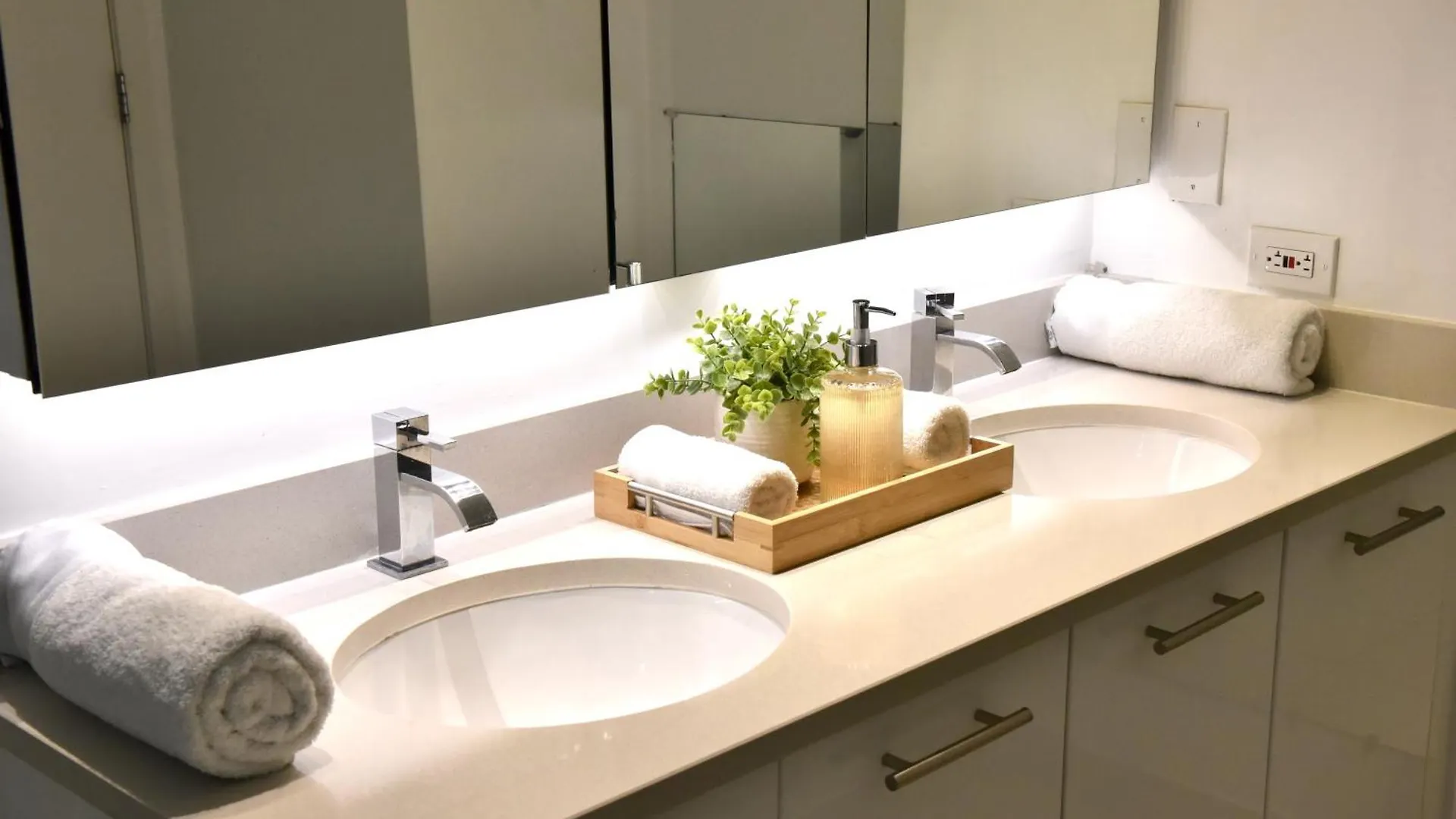 515-trendy 2bd2ba Midtown Huge Private Patio! * Miami