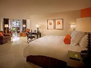 Отель Mayfair House & Garden Майами