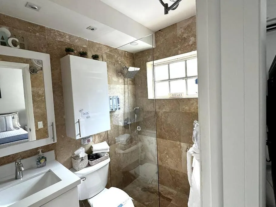 Apartmán Brand New! Lovely 1 Bedroom With Pool By The