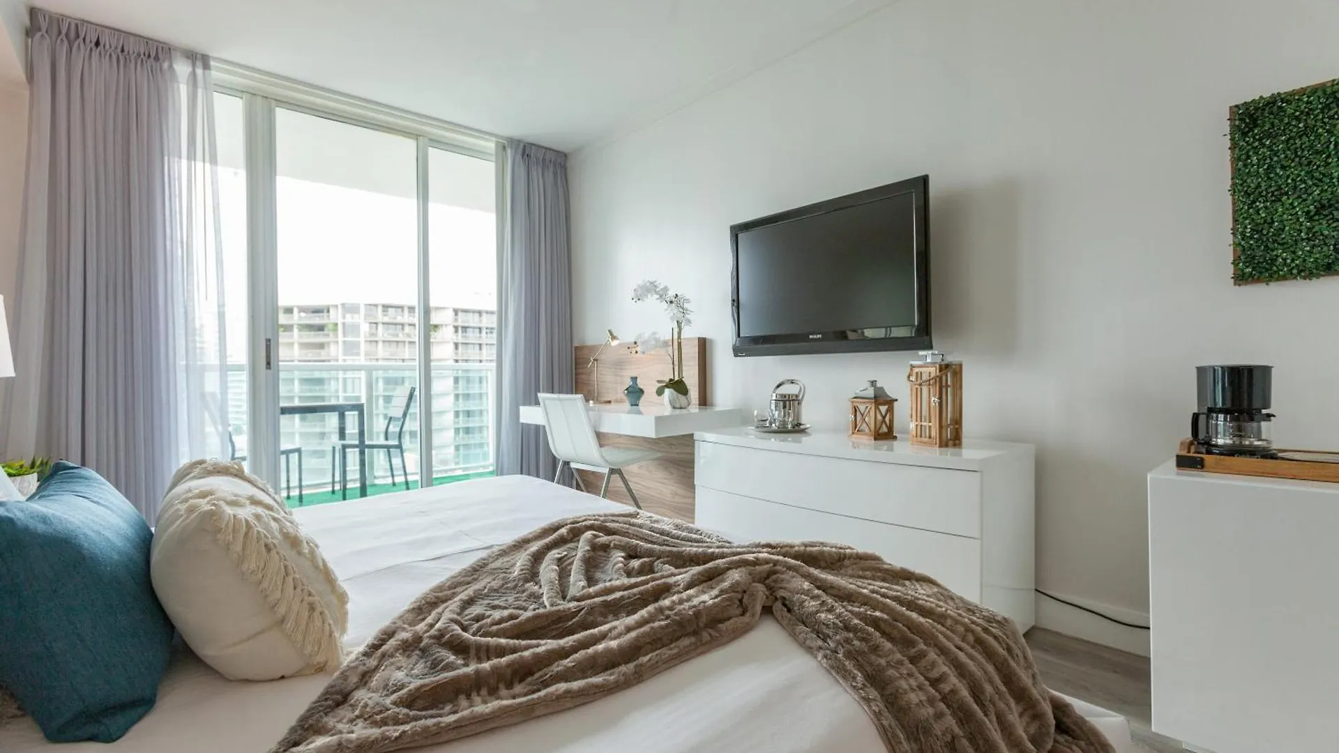 Private Residences At Arya By Sofla Vacations アパート マイアミ