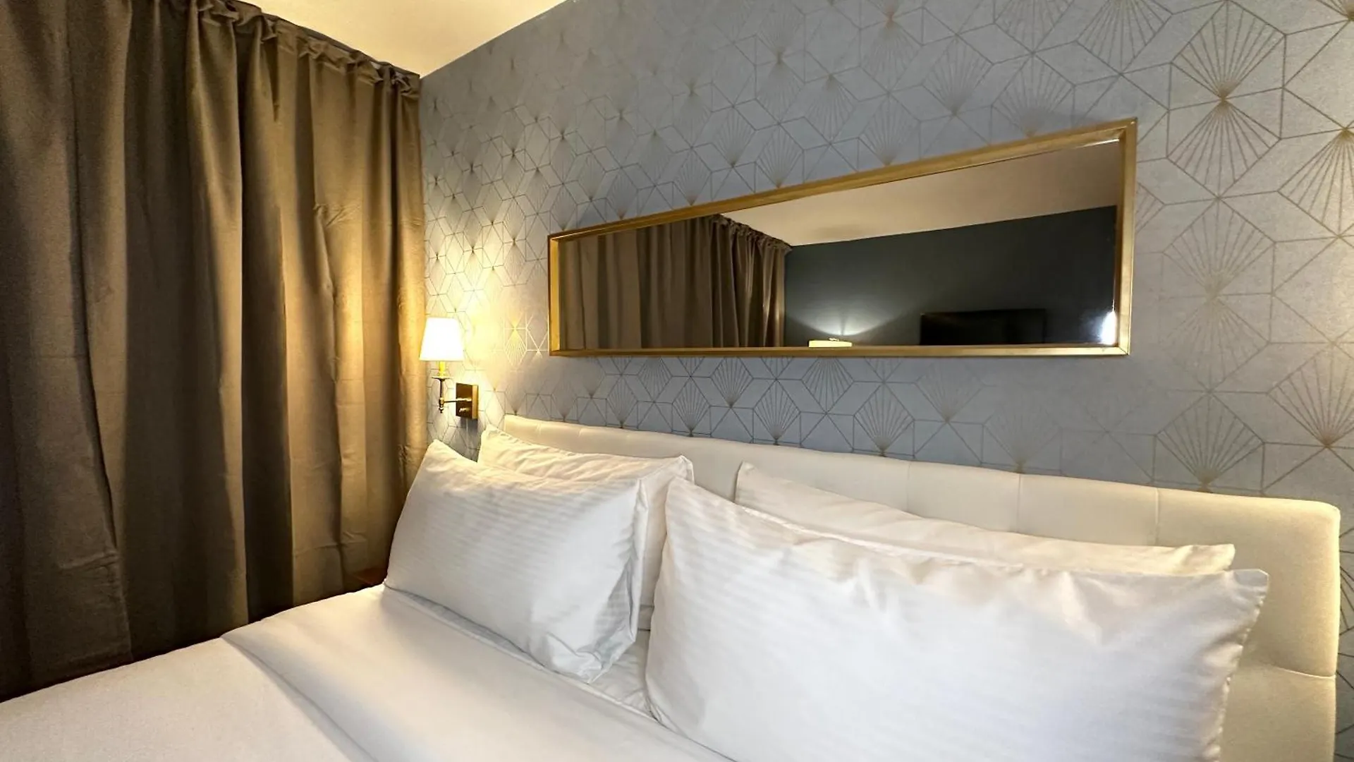 Tb Hotel Miami