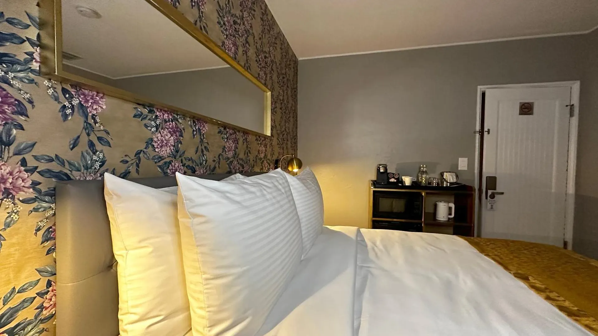 Hotel Tb Miami