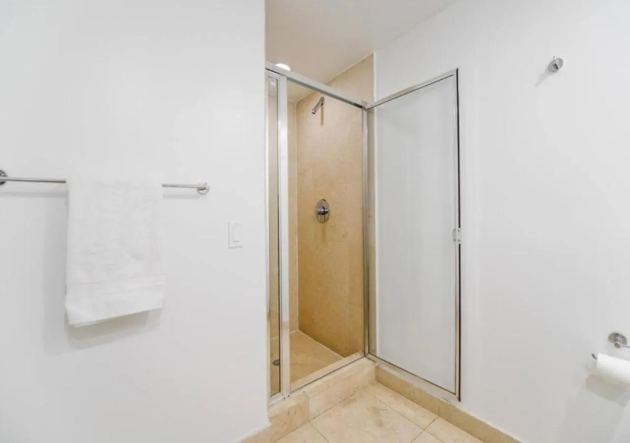 Luxury With Panoramic Views At Icon Brickell