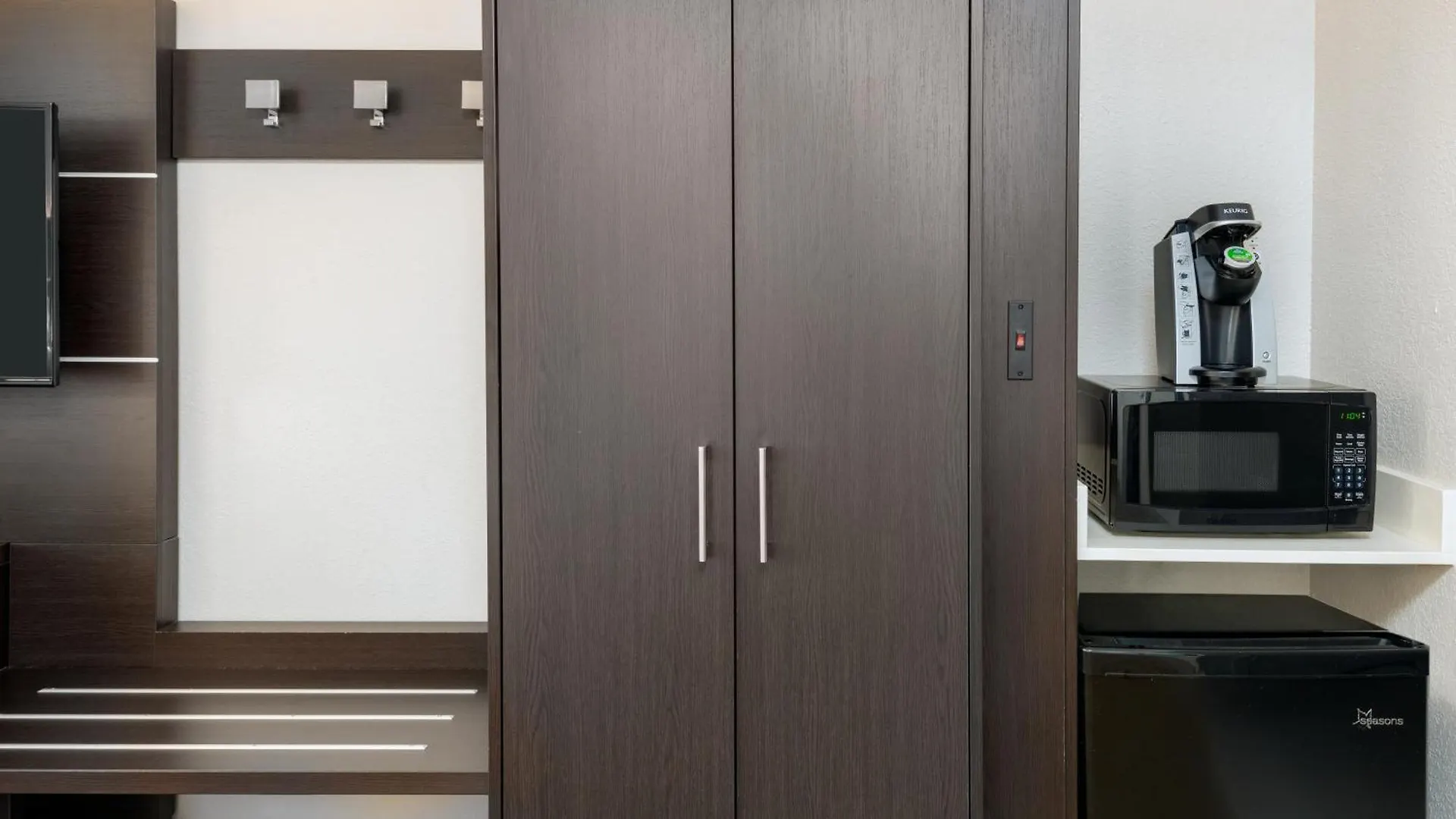 Express Miami Airport Area By Ihg Hotel Doral