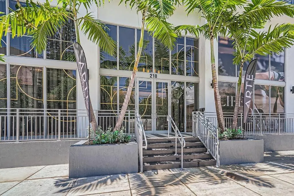 Apartment Downtown King Bed, Luxe Condo, Free Parking