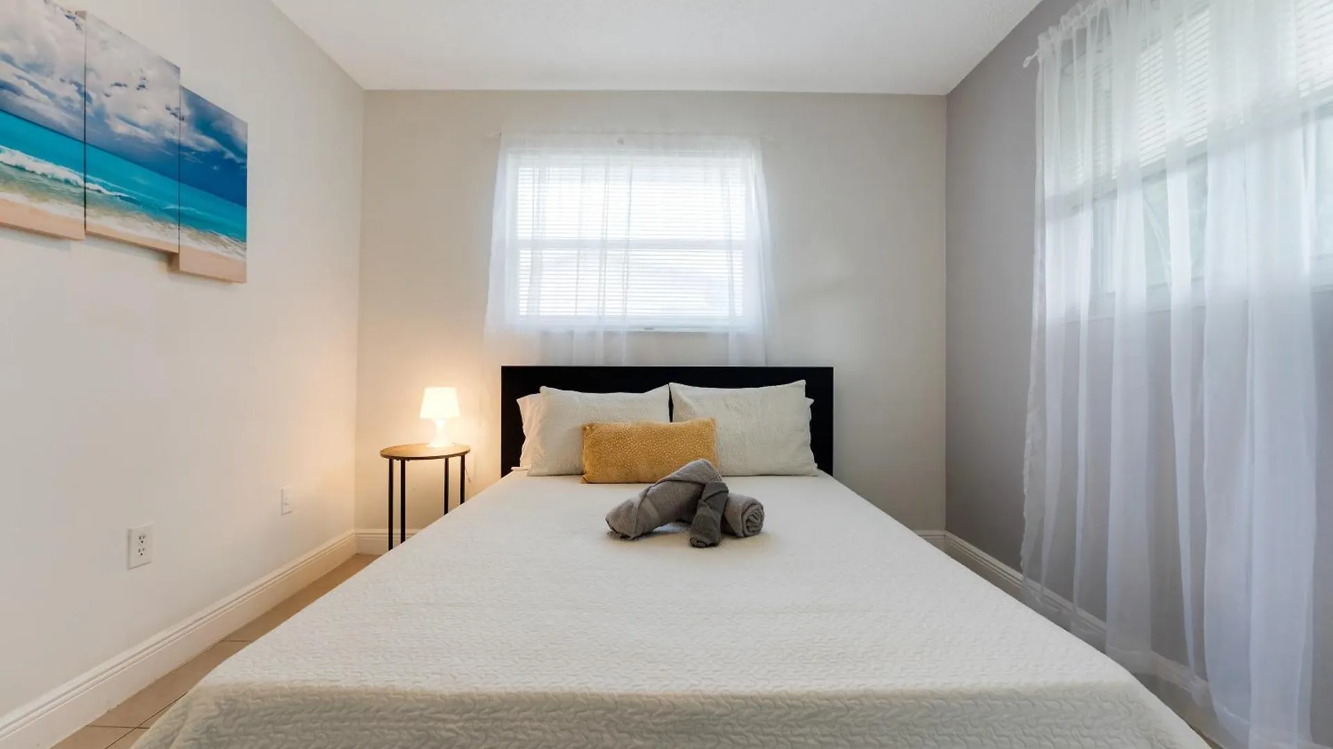 Appartement Chic 2 Bedroom Close Downtown W Parking *
