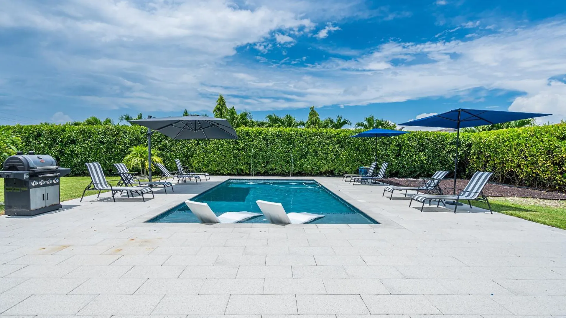 The Luxe Retreat Miami