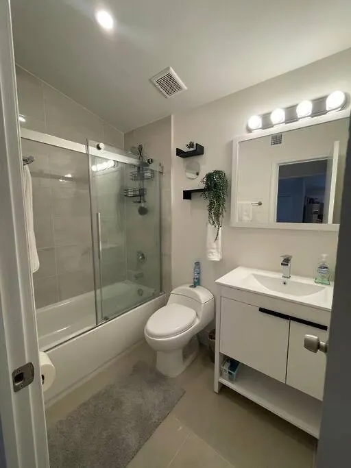 Modern W Jacuzzi Near Wynwood-design District-mia Airport