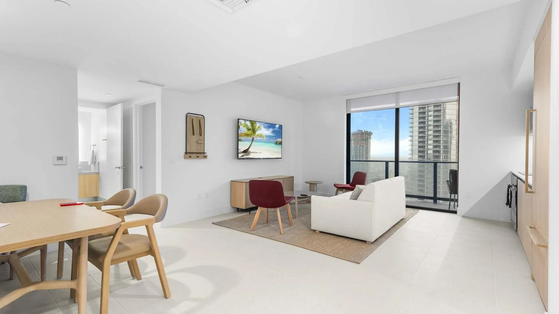 Beachside Escape Your Oasis Apartment *