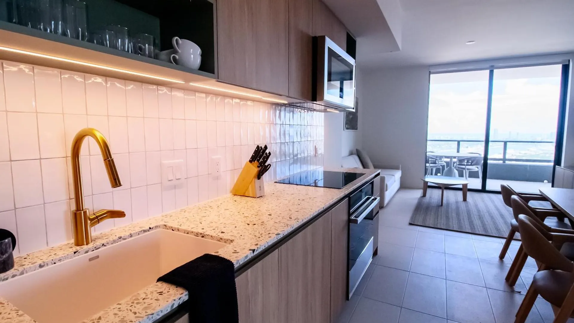 Apartment Luxurious Downtown Escape Miami